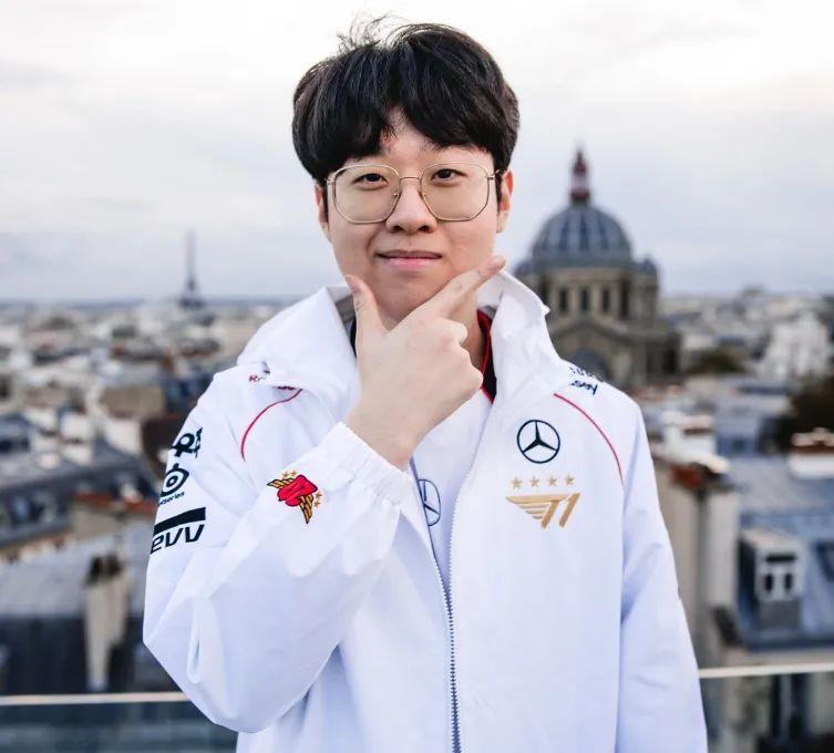 爱游戏APP-SKT前途光明！，TheShy新星比赛局势复杂表现突出全场沸腾不已的简单介绍